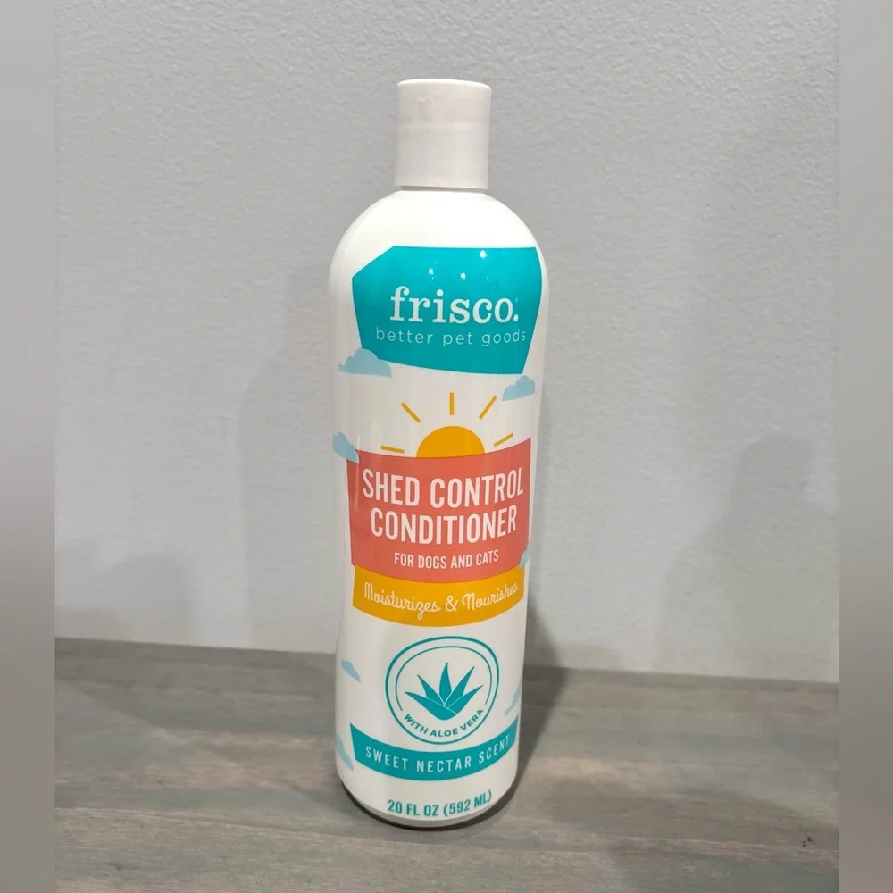 Frisco Dog & Cat Pet Shed Control Shampoo W/ Aloe Vera Sweet Nectar Scent 20 Oz